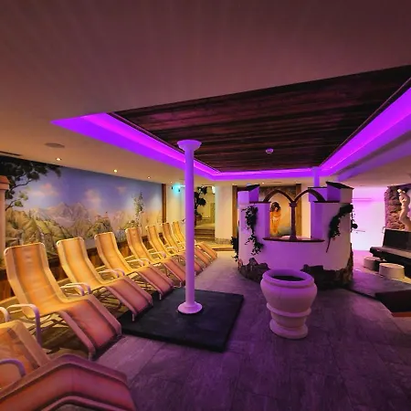 Alpen Laerchenhof 3* ليرموس