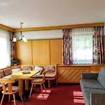 Aparthotel Alpen Laerchenhof Lermoos