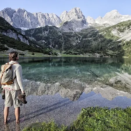 Ξενοδοχείο με διαμερίσματα Alpen Laerchenhof Lermoos