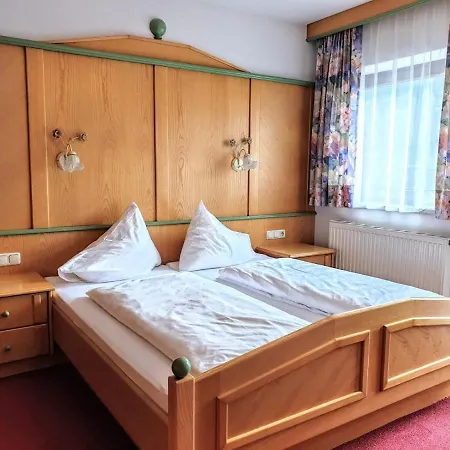 Alpen Laerchenhof 3* Lermoos